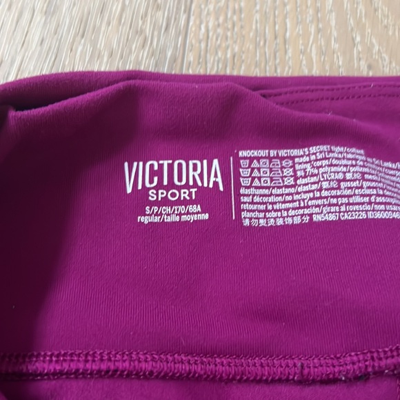 Victoria’s Secret Sport Knockout Leggings. Small. - Picture 6 of 10
